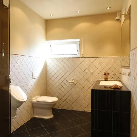 Отель Corner S Gastehaus Wallmerod