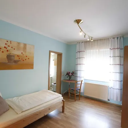 Отель Corner S Gastehaus