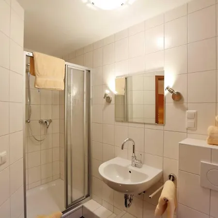 Отель Corner S Gastehaus Wallmerod